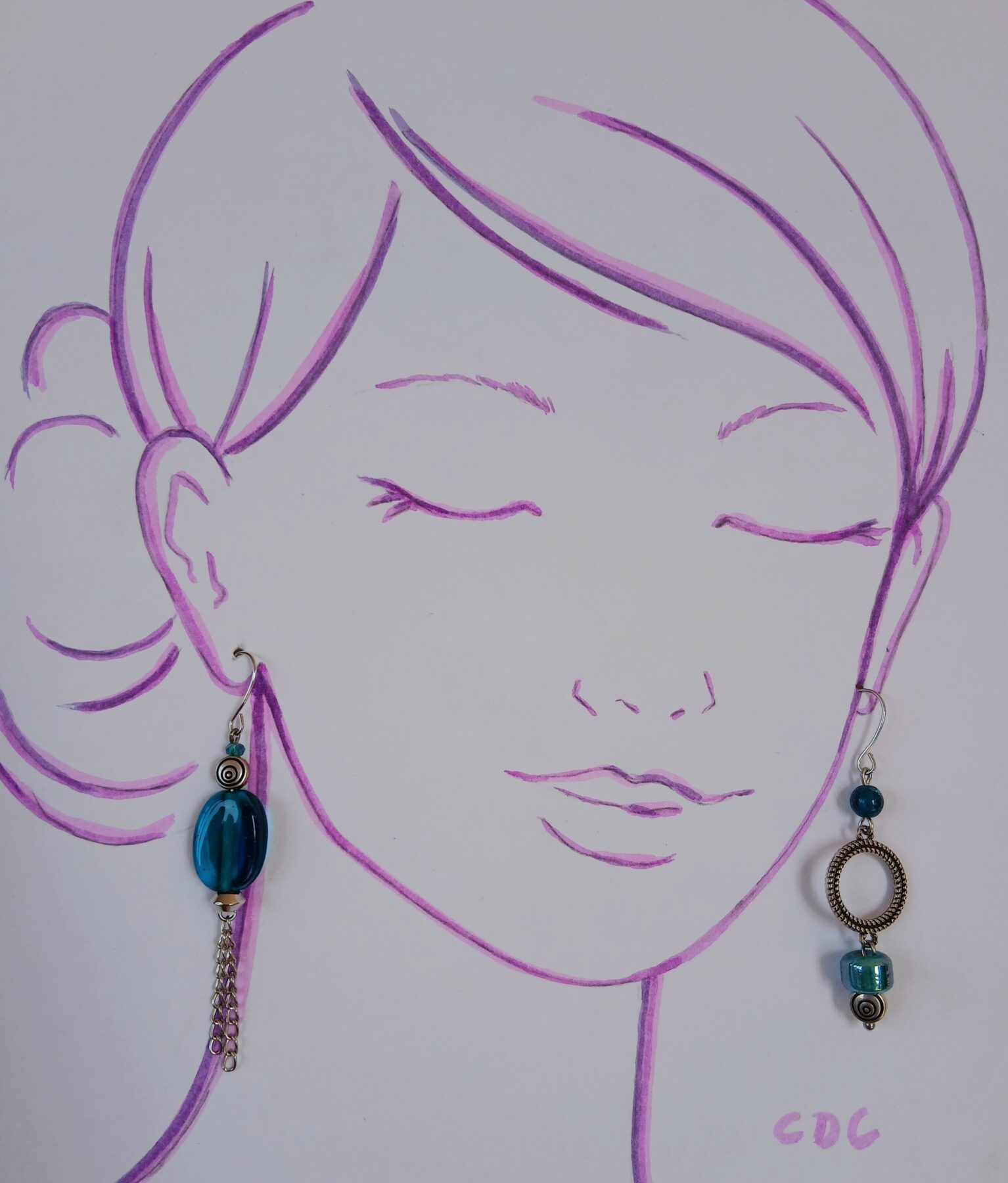 Boucles d'oreilles upcyclées asymétriques Pièce unique bleu canard et argent