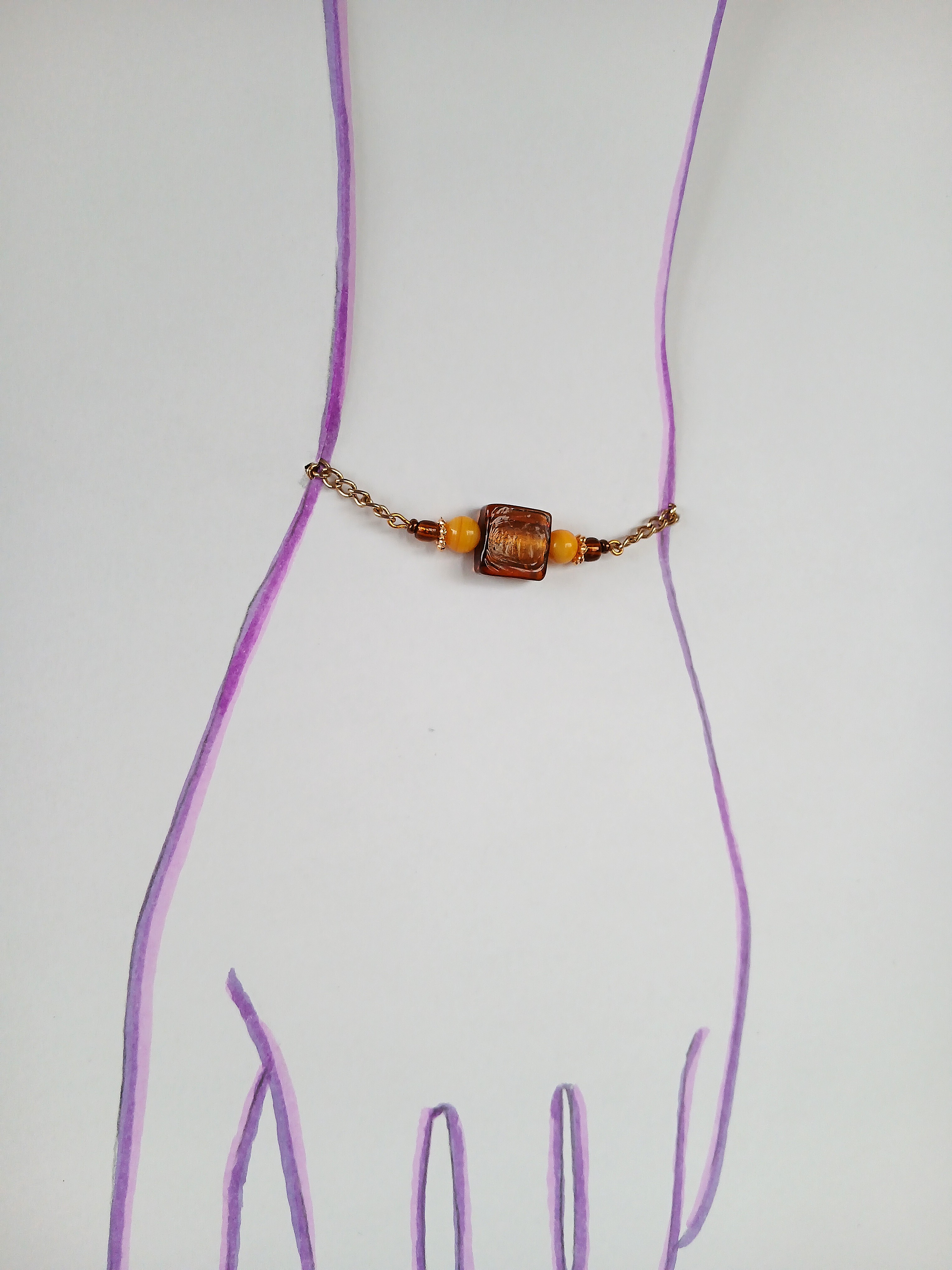 Bracelet upcyclé modèle unique perle caramel et jaune d'or