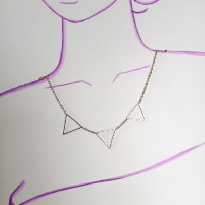 Collier géométrique triangle chaine argent pièce unique