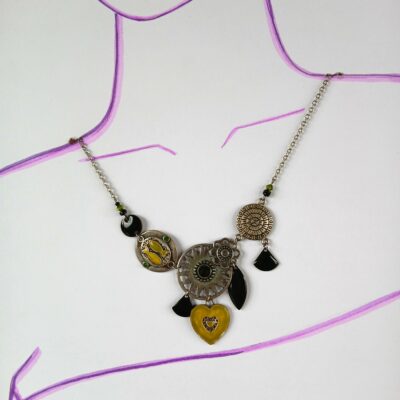 Collier upcyclé modèle unique argent noir et vert