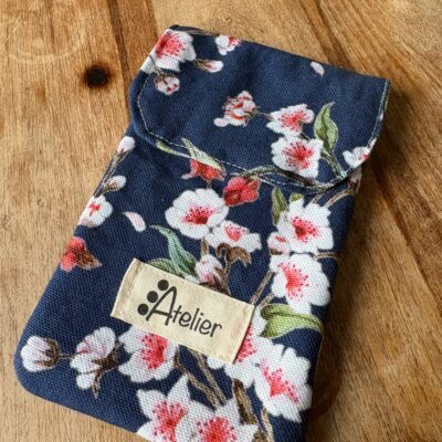 Pochette infirmière cerisier du japon pour terminal carte Vital ou dispositif médical (type diabète)