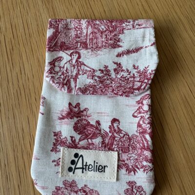 Pochette infirmière en coton enduit motif toile de jouy