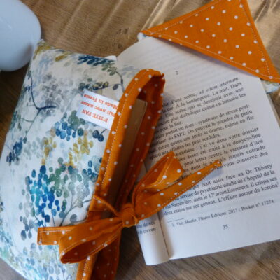 Pochette à livre "poche" - jour de pluie