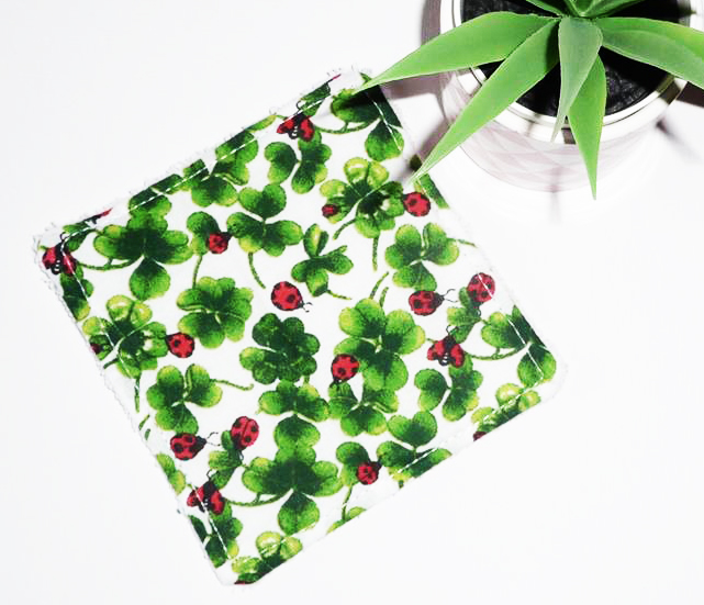 Grandes lingettes lavables COCCINELLE (lot de 3) - Lingettes hygiéniques lavables et réutilisables - Papier hygiénique lavable et réutilisable