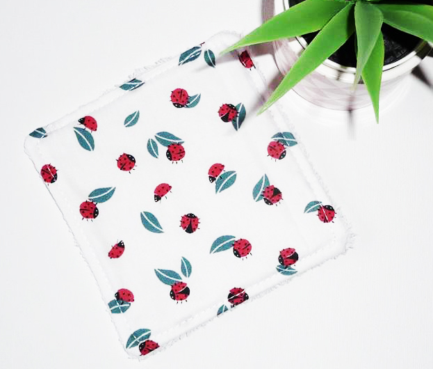 Grandes lingettes lavables COCCINELLE (lot de 3) - Lingettes hygiéniques lavables et réutilisables - Papier hygiénique lavable et réutilisable