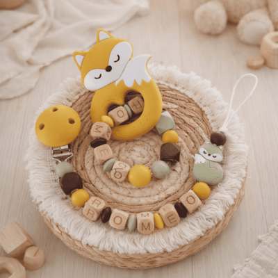 ensemble attache tétine anneau dentition renard moutarde vert