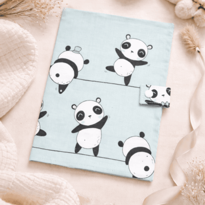 protège carnet de santé panda fond turquoise