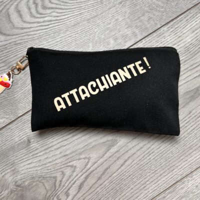 Trousse noire « Attachiante »