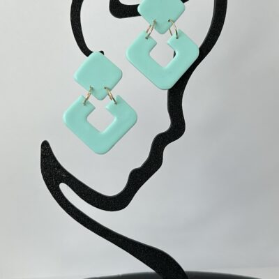 Boucles d’oreilles « Quadra Pop » en pâte polymère vert pastel