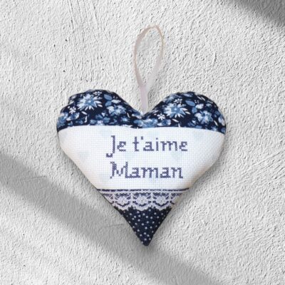 Grand coeur brodé main "Je t'aime Maman", cadeau de fête des mères, pièce unique, modèle au choix
