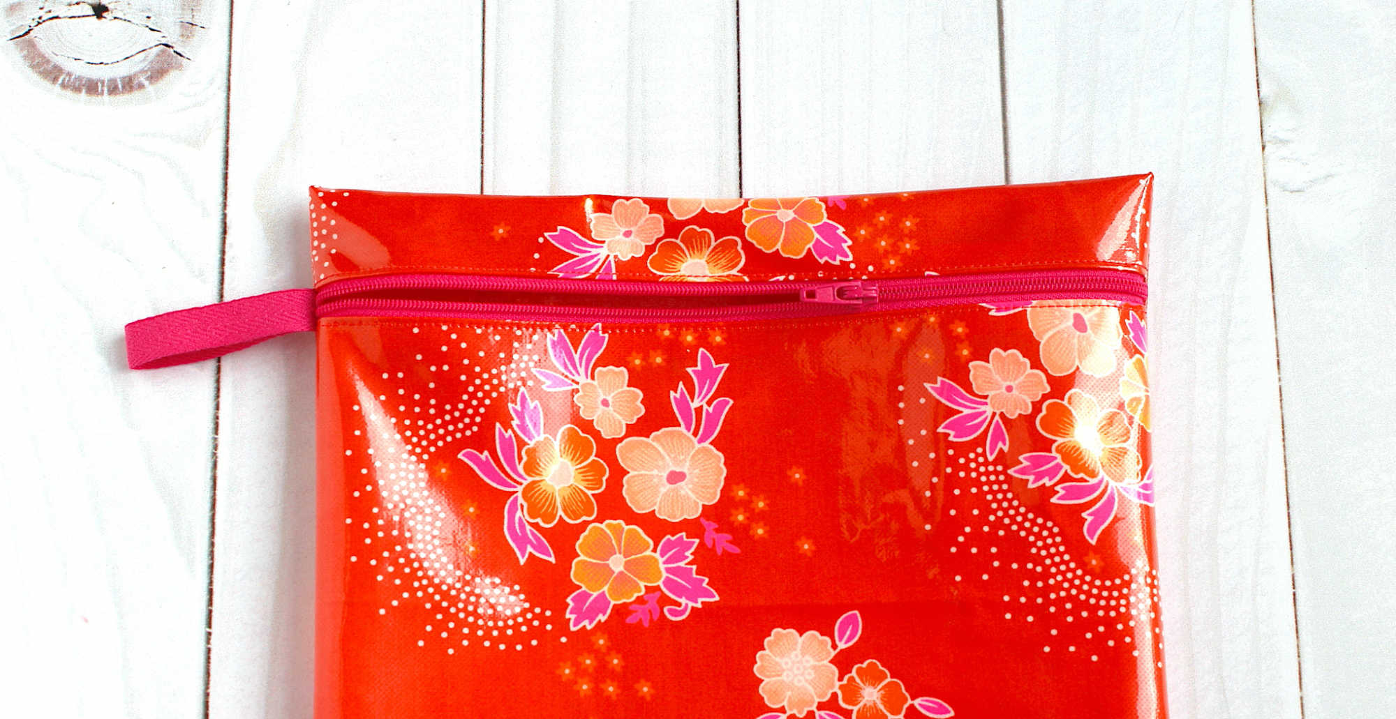 pochette toile enduite zippee fleurs