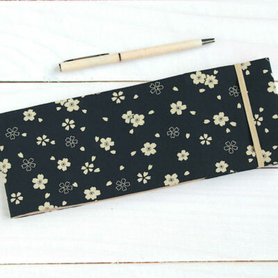 porte chequier talon gauche tissu japonais fleurs