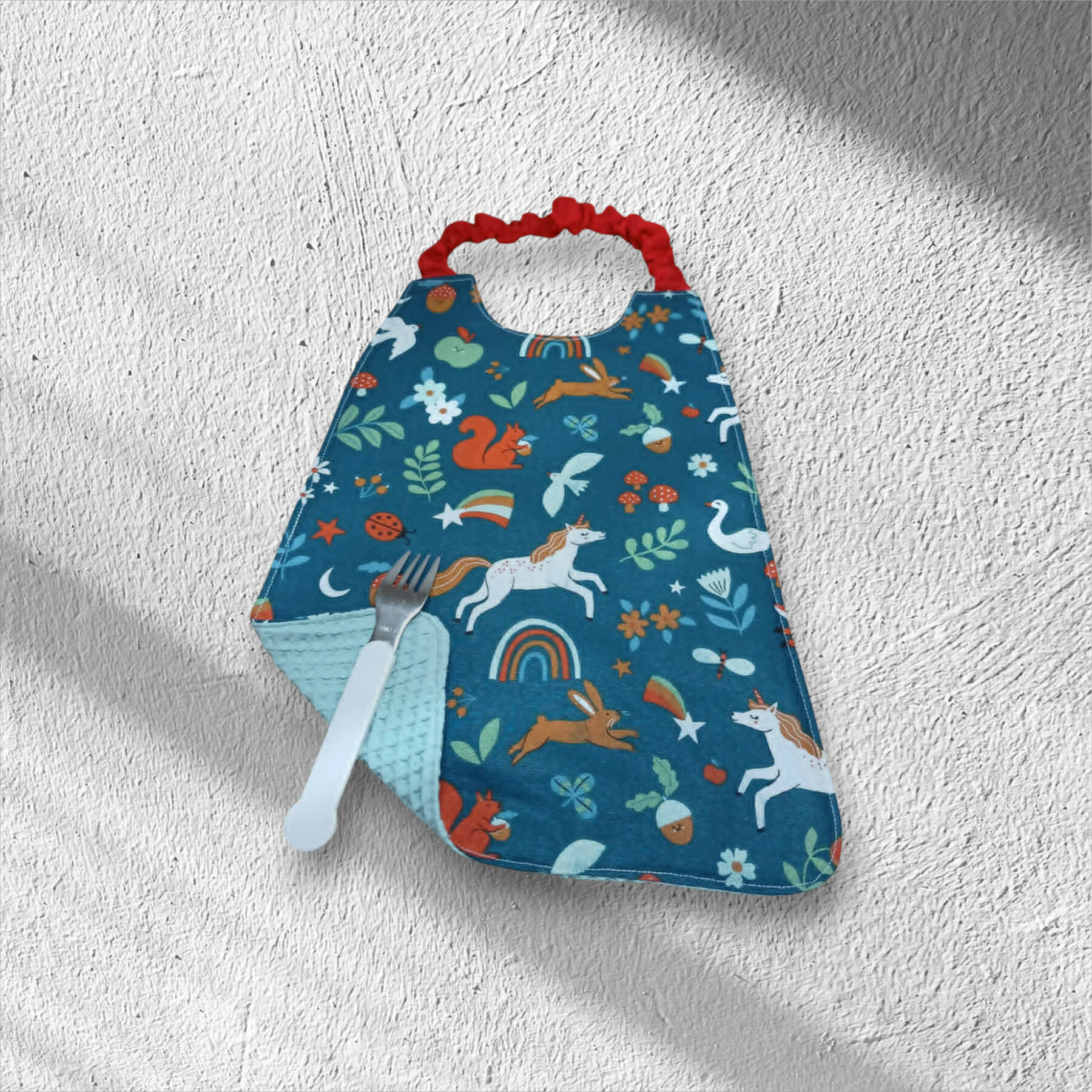 Serviette de table enfant, bavoir maternelle, modèle licornes et fées au choix – Image 8