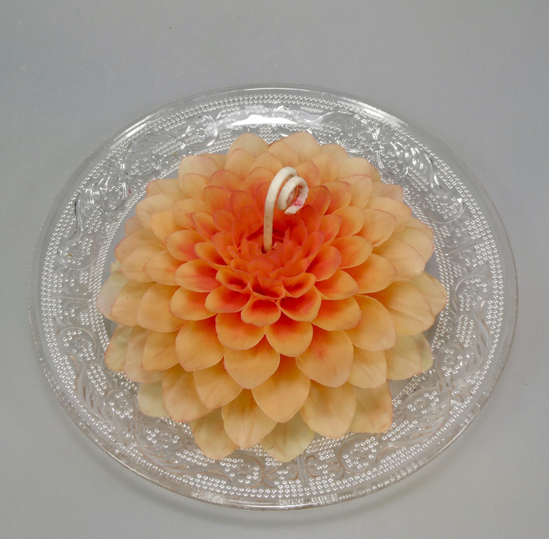 Bougie Dahlia en Cire d’Abeille – Sculptée à la Main – Image 3