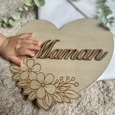 Coeur en bois personnalisé - Prénom en relief