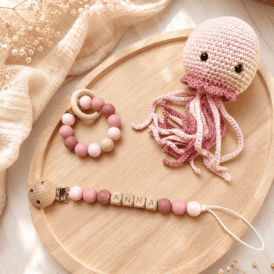 coffret cadeau naissance doudou attache tétine anneau de dentition