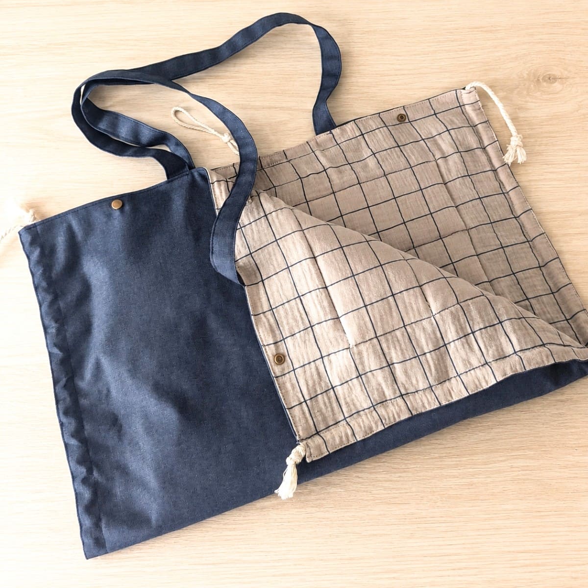 Tapis à langer nomade Ti'Posé – Kit complet fait main – Bleu jean & Double gaze – Image 3