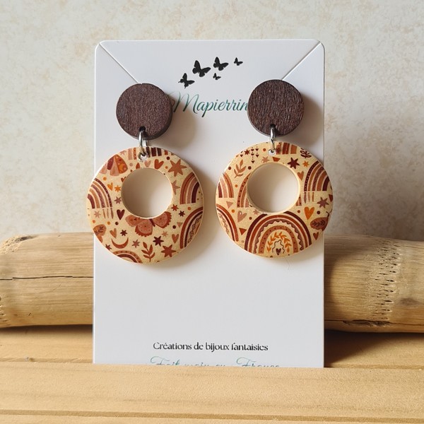 Boucles d'oreille pendante femme fait main Créoles en bois Nature – Image 3