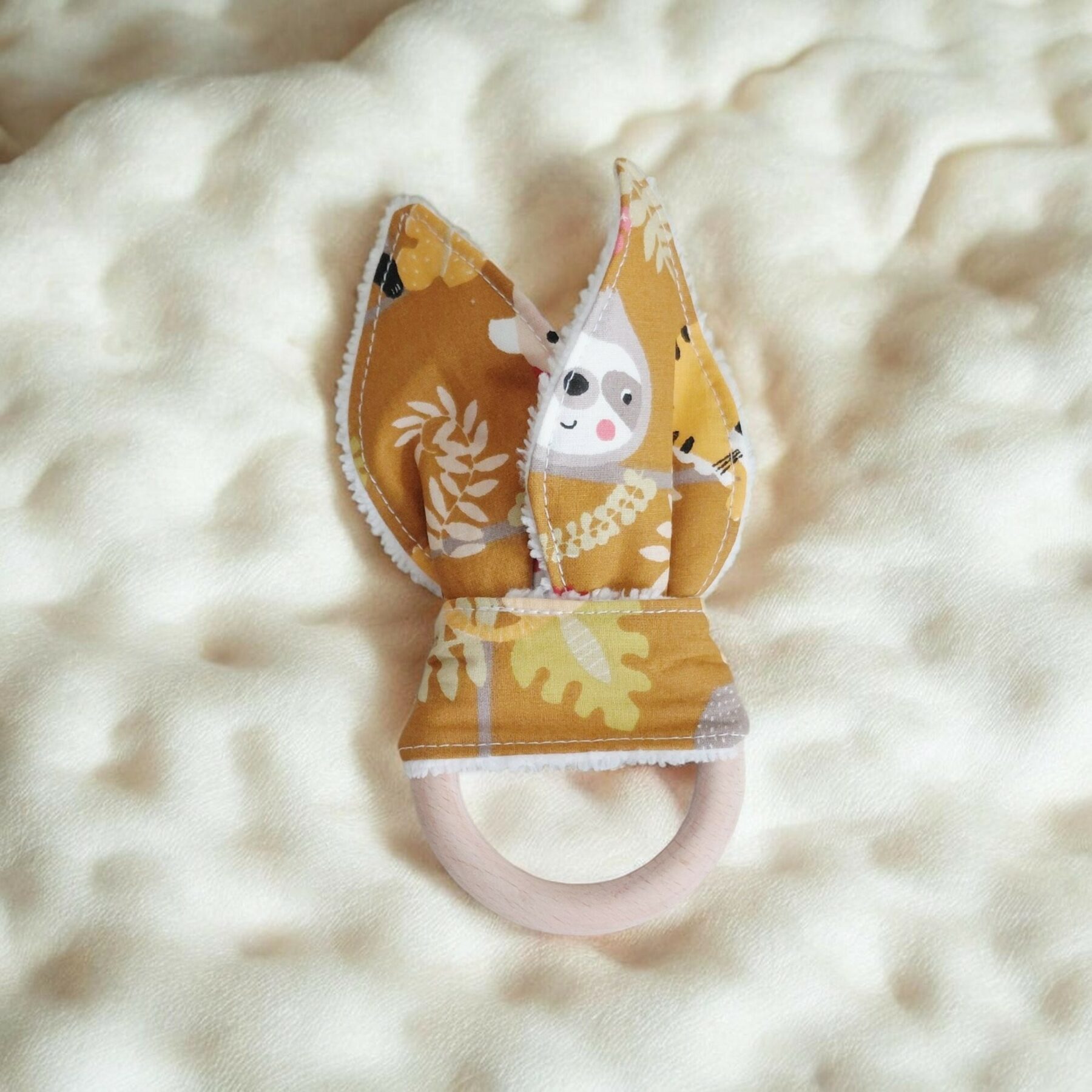 Anneau de dentition oreilles de lapin en éponge de bambou – Bois de hêtre – Cadeau de naissance bébé – Image 4