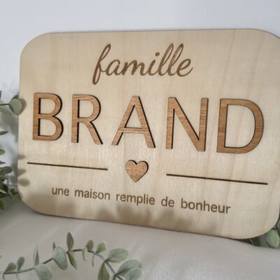 Plaque de famille personnalisée en bois