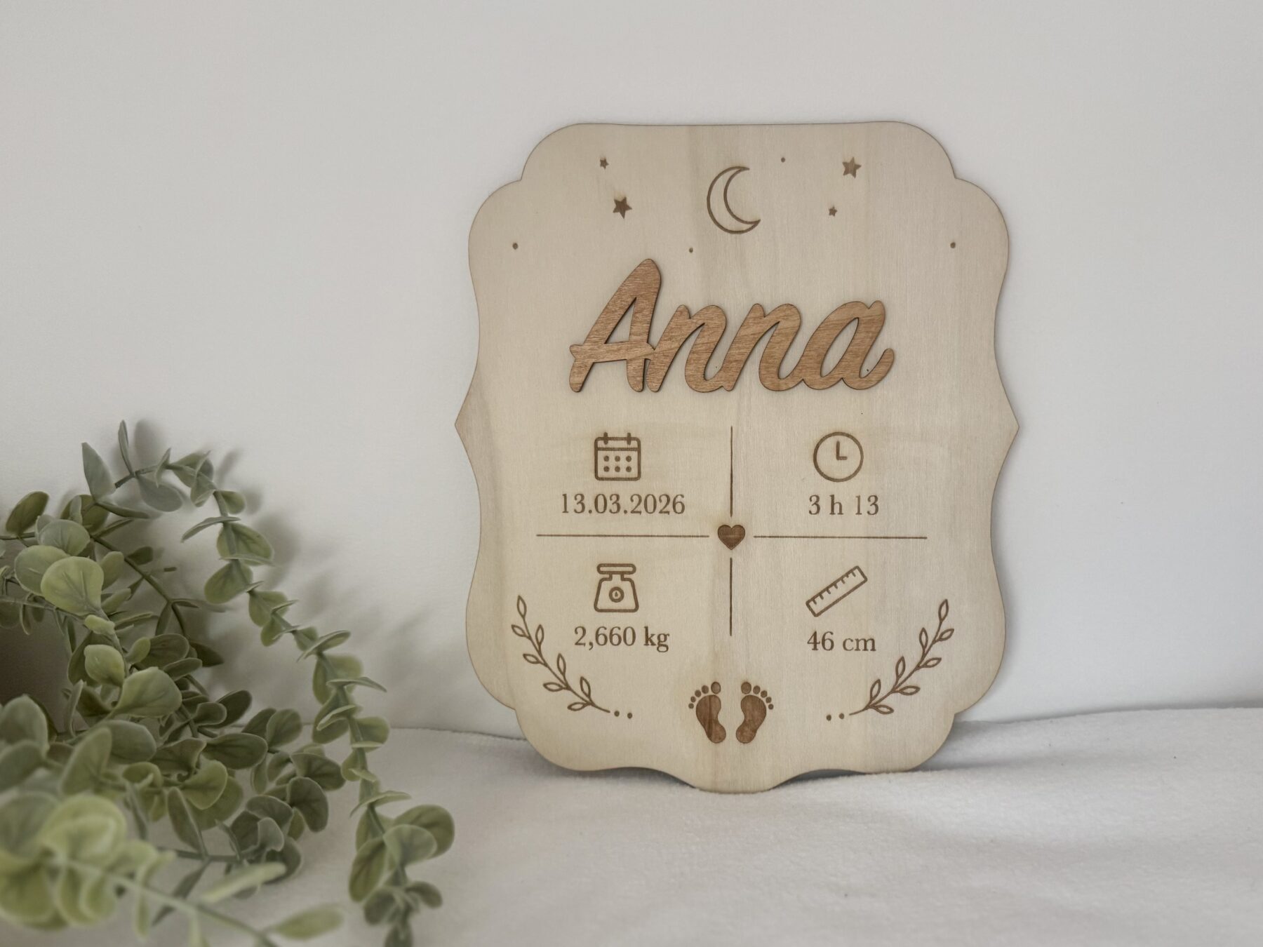 Plaque de naissance personnalisée en bois