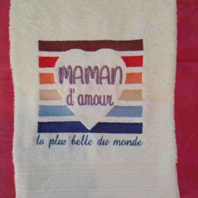 Serviette de bain brodée
