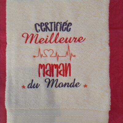 Serviette de bain brodée