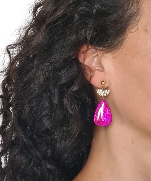 Boucles d'oreille femme fait main en pâte polymère et breloque acier inoxydable Médaille fleurie doré et Bordeaux – Image 3