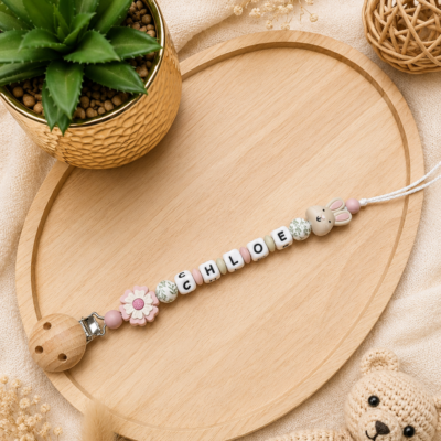 attache tétine lapin fleur