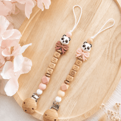 attache tétine panda