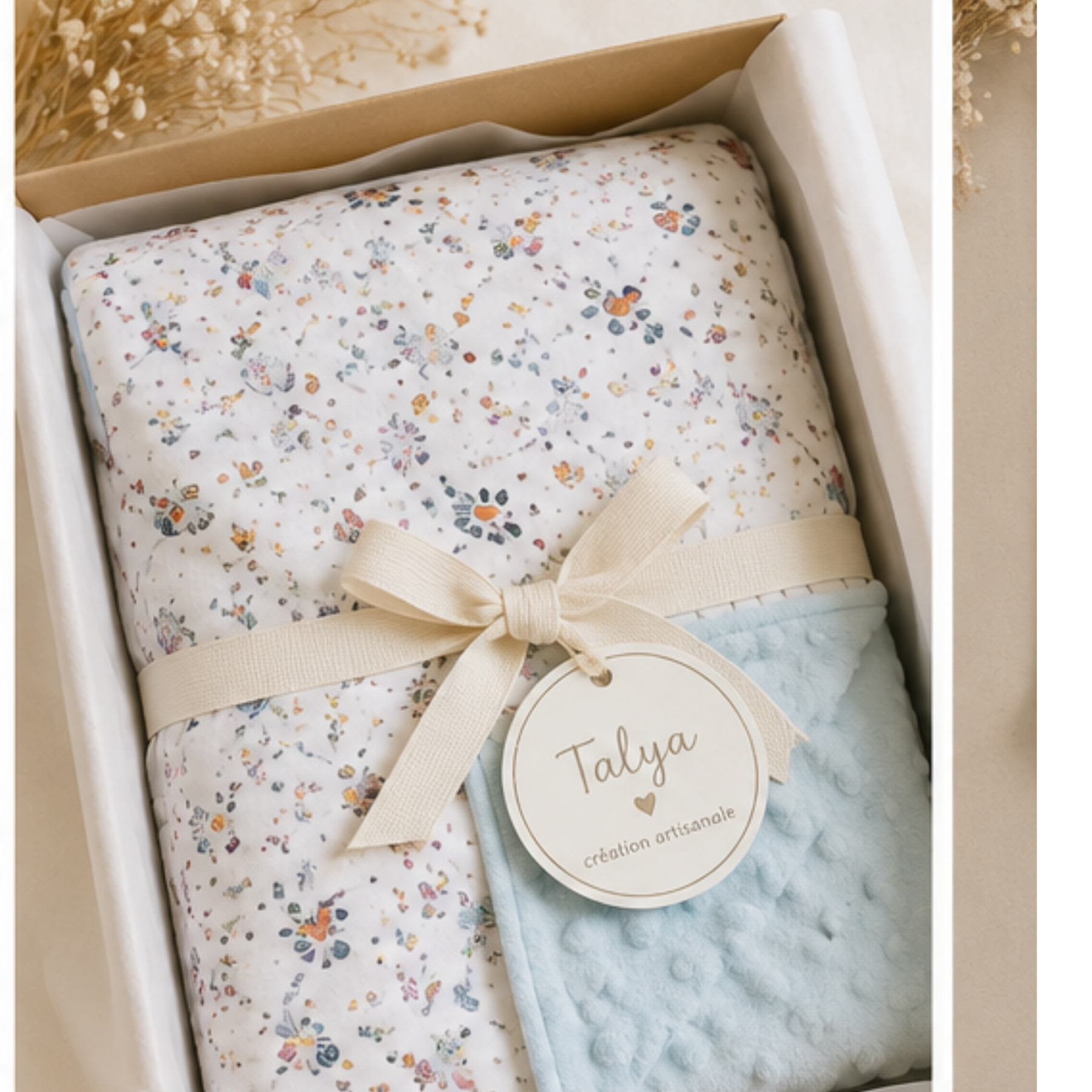Couverture bébé réversible en coton matelassé et Minky bleu ciel – Fait main – Image 7