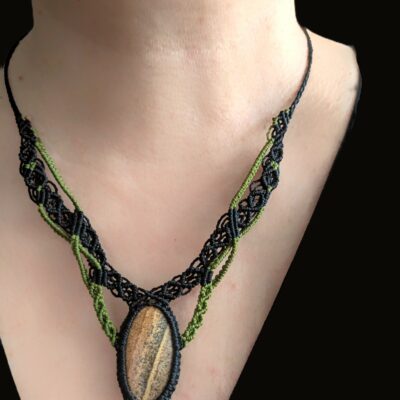 Collier Macramé Noir Vert Olive Jaspe Paysage