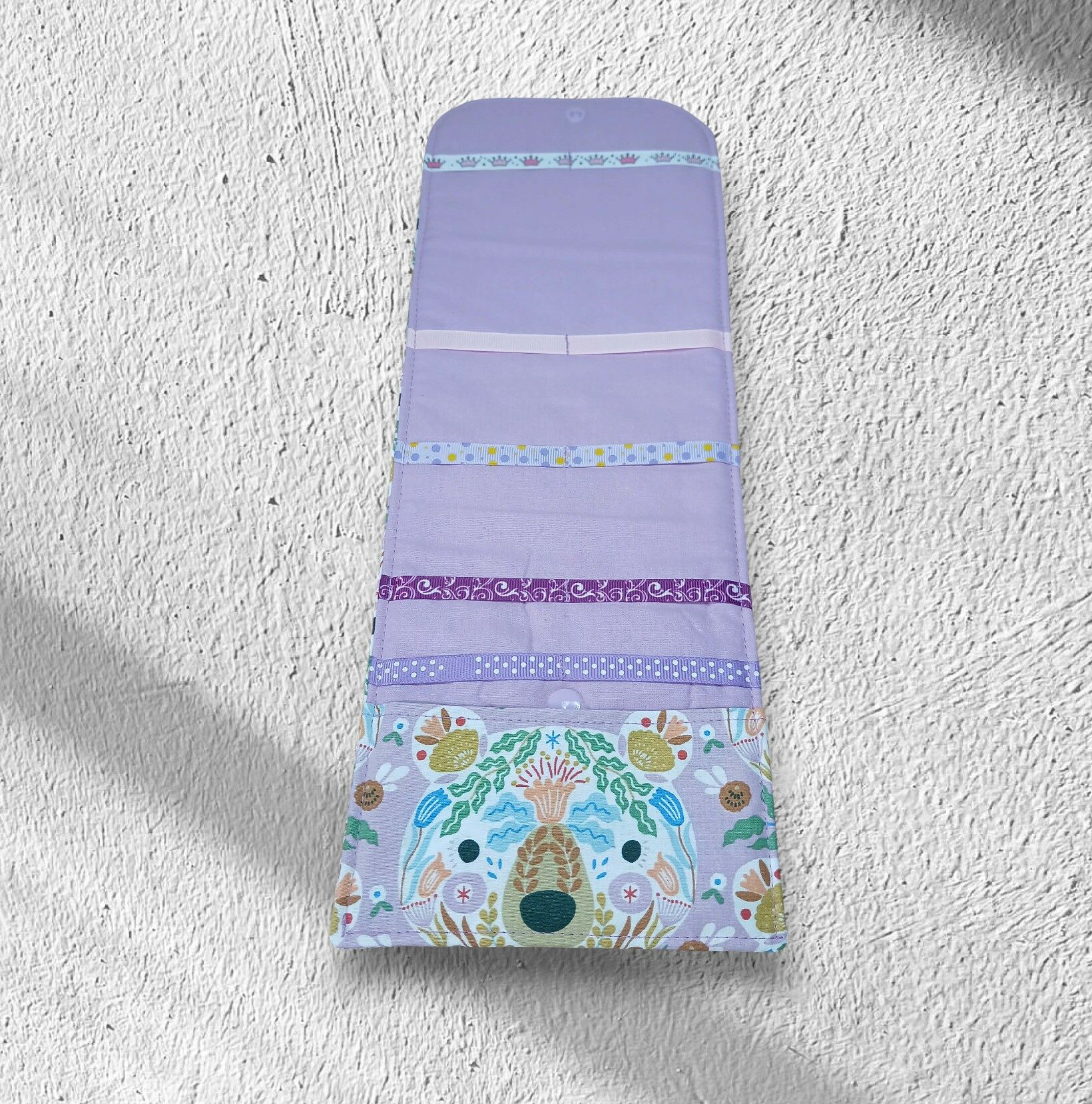 Pochette à barrettes et élastiques matelassée, modèles au choix – Image 8
