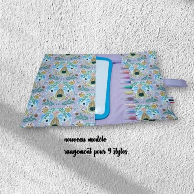 pochette range ardoise, effaceur offert, modèle pour 9 feutres