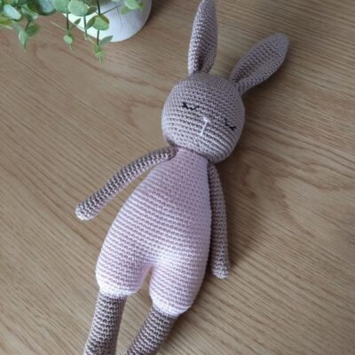 Lapin au crochet