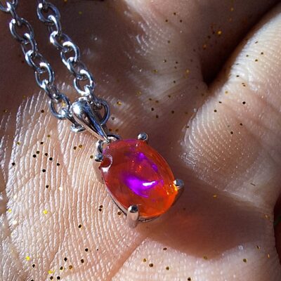 Collier opale de feu