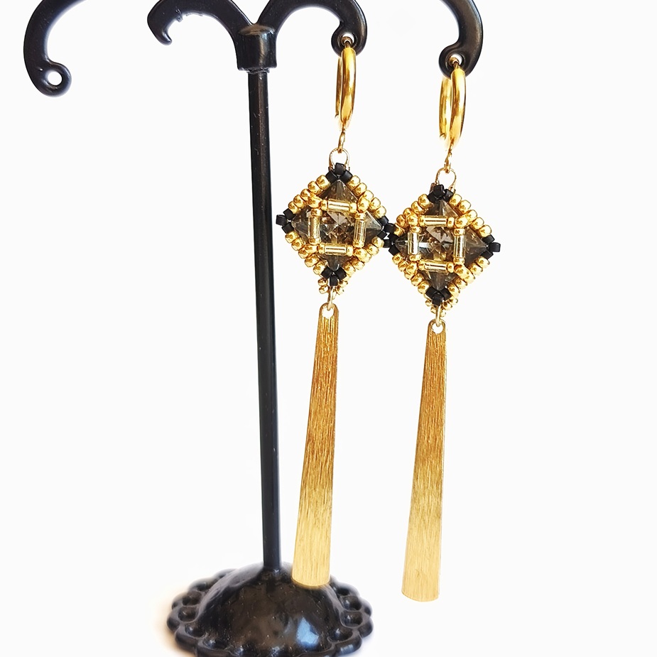 Boucles d'oreilles Gabrielle noire – Image 2
