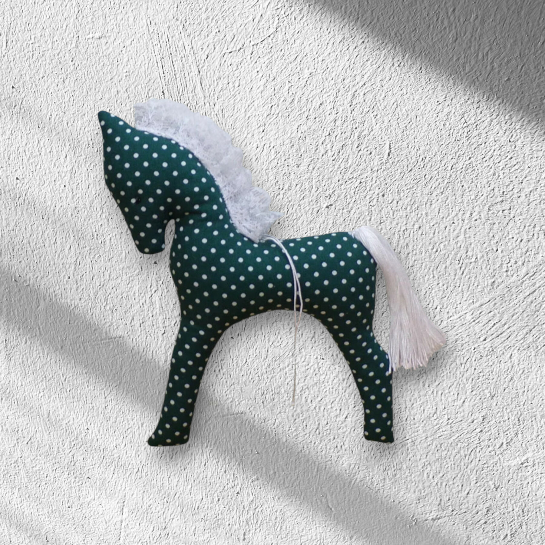 cheval à suspendre en tissu, cheval de décoration fait main – Image 2
