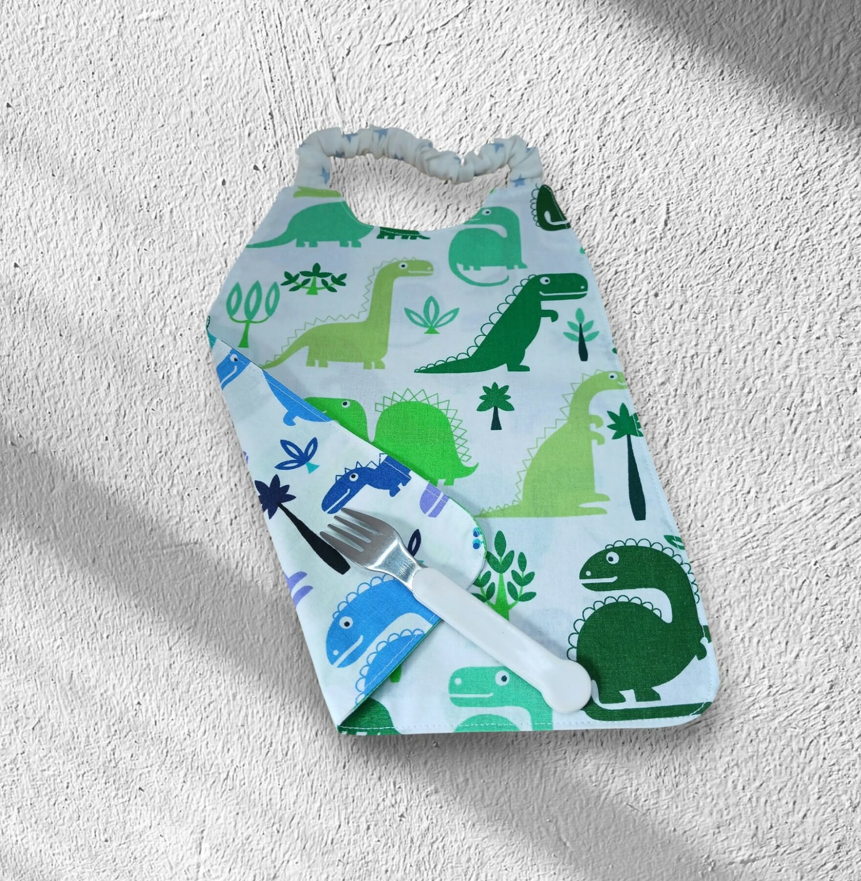 Serviette de table enfant réversible, bavoir maternelle, modèle au choix – Image 2