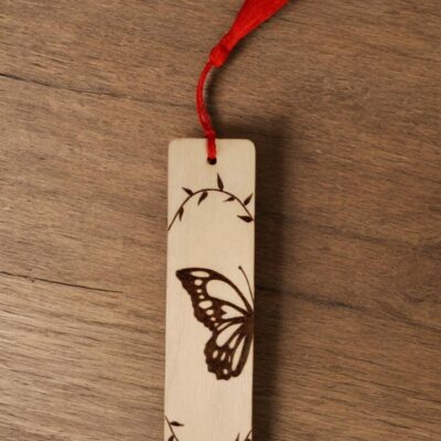 Marque page Papillon fait main en bois