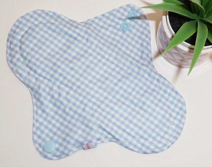 Protège-slip lavable VICHY (Fin & discret : 22 cm) - Zéro déchet - PSL - Protège-slip en coton ado fille femme - Hygiène intime féminine