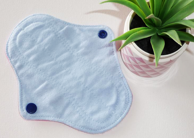Protège-slip lavable BARBIE (MINI, FIN & DISCRET - 17 cm) - Zéro déchet - PSL - Protège-slip en coton ado fille femme - Hygiène intime féminine